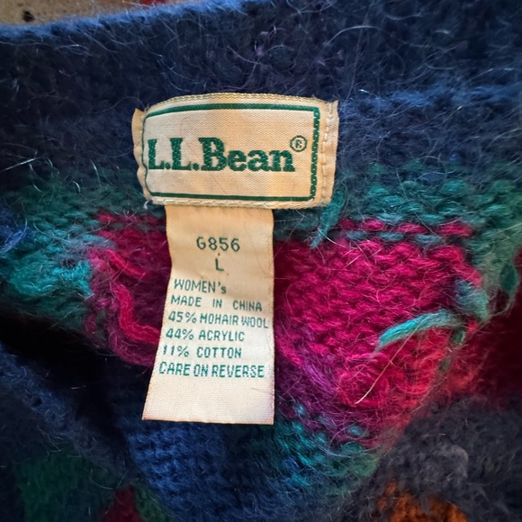 Vintage LL Bean graphic sweater - Picture 3 of 3